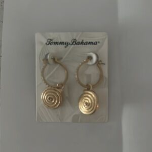 Earings